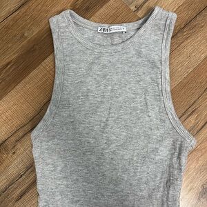 Zara tank size small